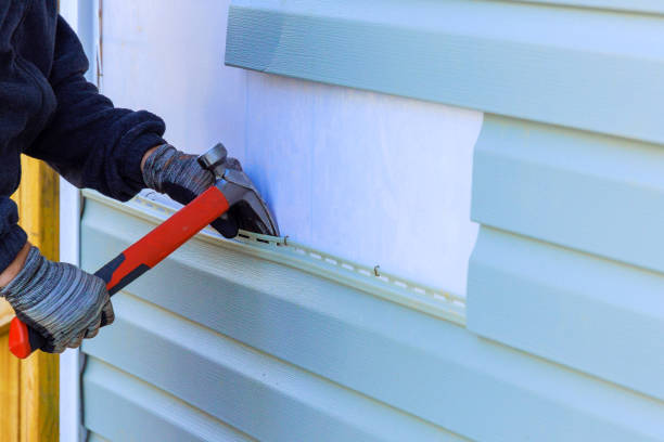 Reliable Siding Replacement contractor in Montgomery, TX by Squared Siding